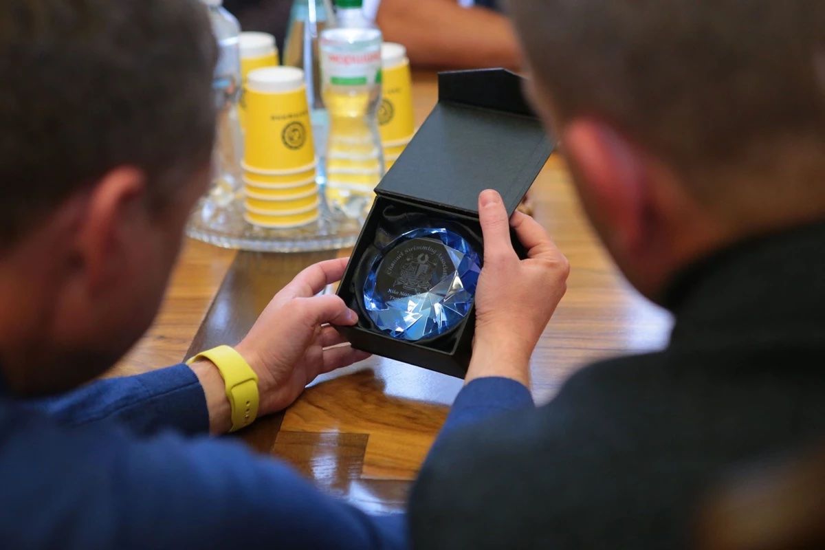 Українець переплив найскладнішу протоку в Ірландському морі і присвятив звитягу ЗСУ